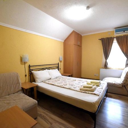 Etno Kuca Sa Konacistem Gocko Hotell Vrnjačka Banja Exteriör bild
